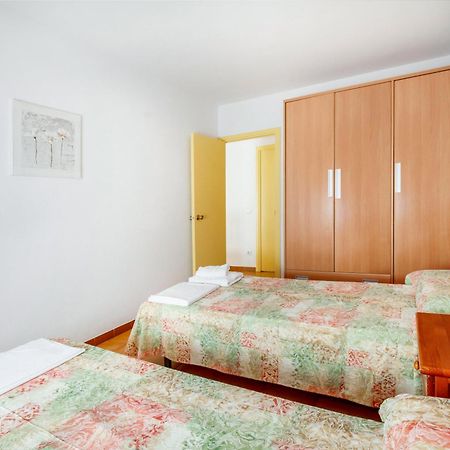 Apartaments Palamos - Pal Beach Экстерьер фото