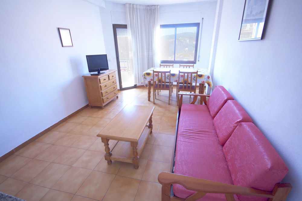 Apartaments Palamos - Pal Beach Экстерьер фото